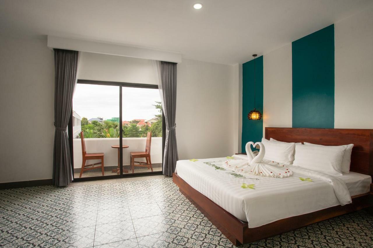 Gz Bliss D'Angkor Suites Siem Reap Buitenkant foto