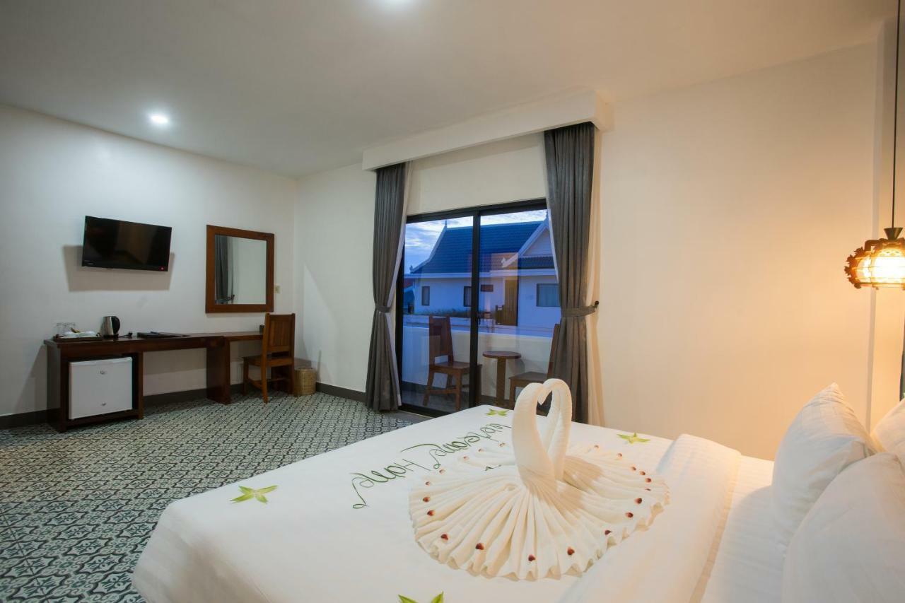 Gz Bliss D'Angkor Suites Siem Reap Buitenkant foto